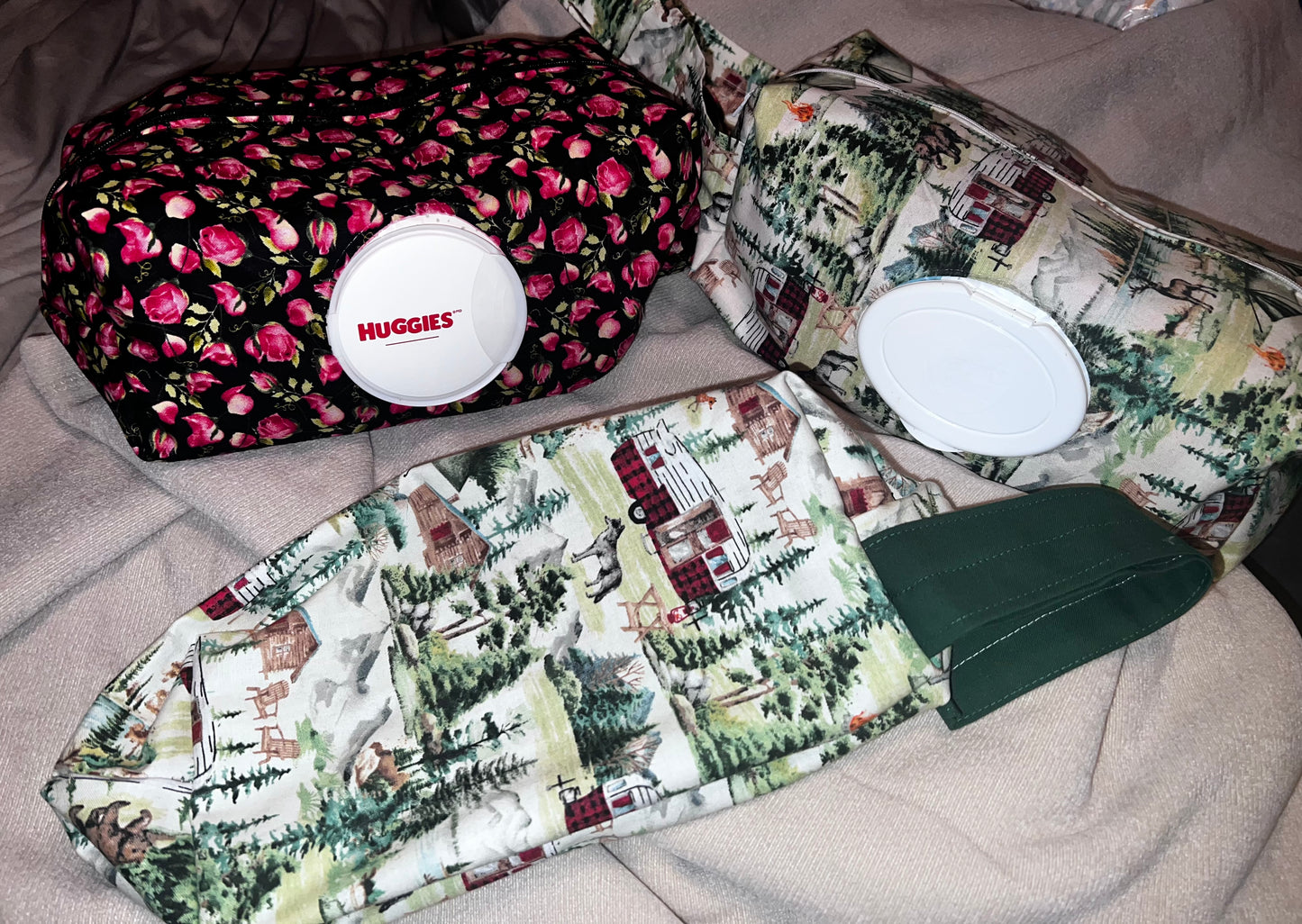 Diaper/wipe case with handle