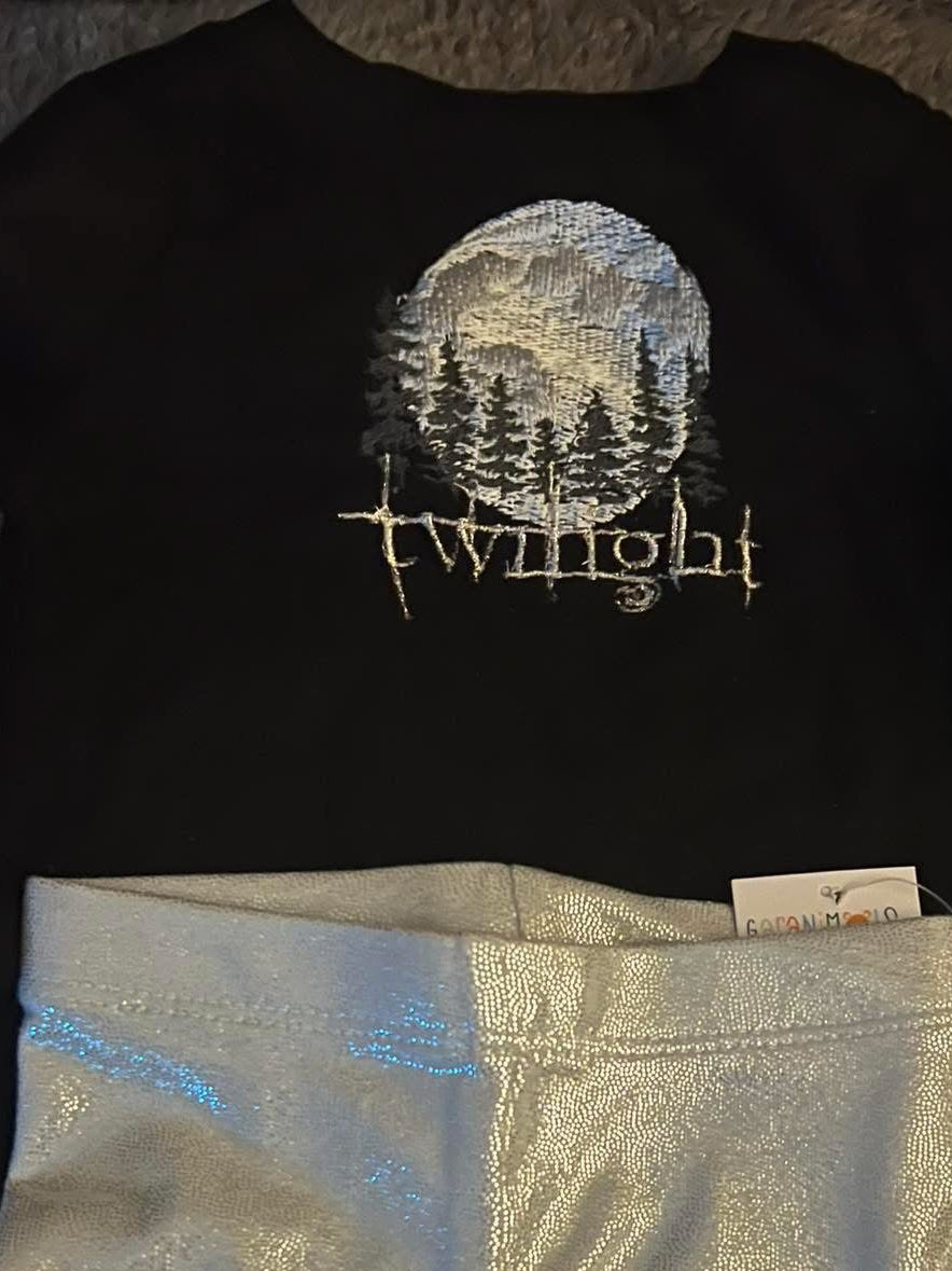 TWL embroidered top with protection bundle